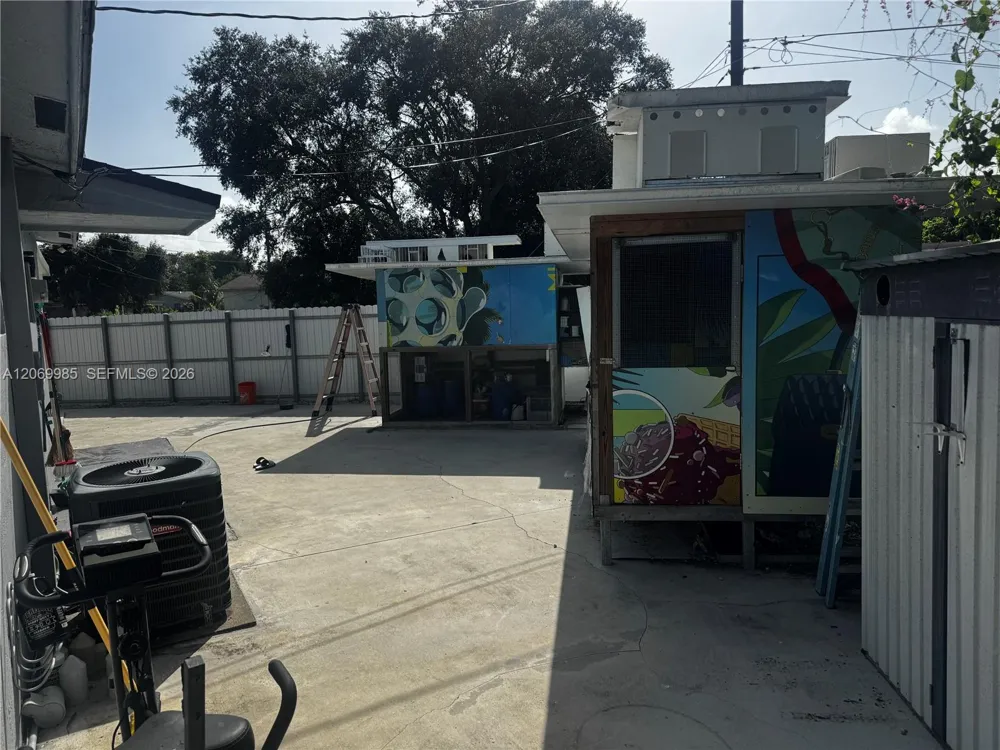 15200 Railroad Dr Miami Gardens, FL 33054