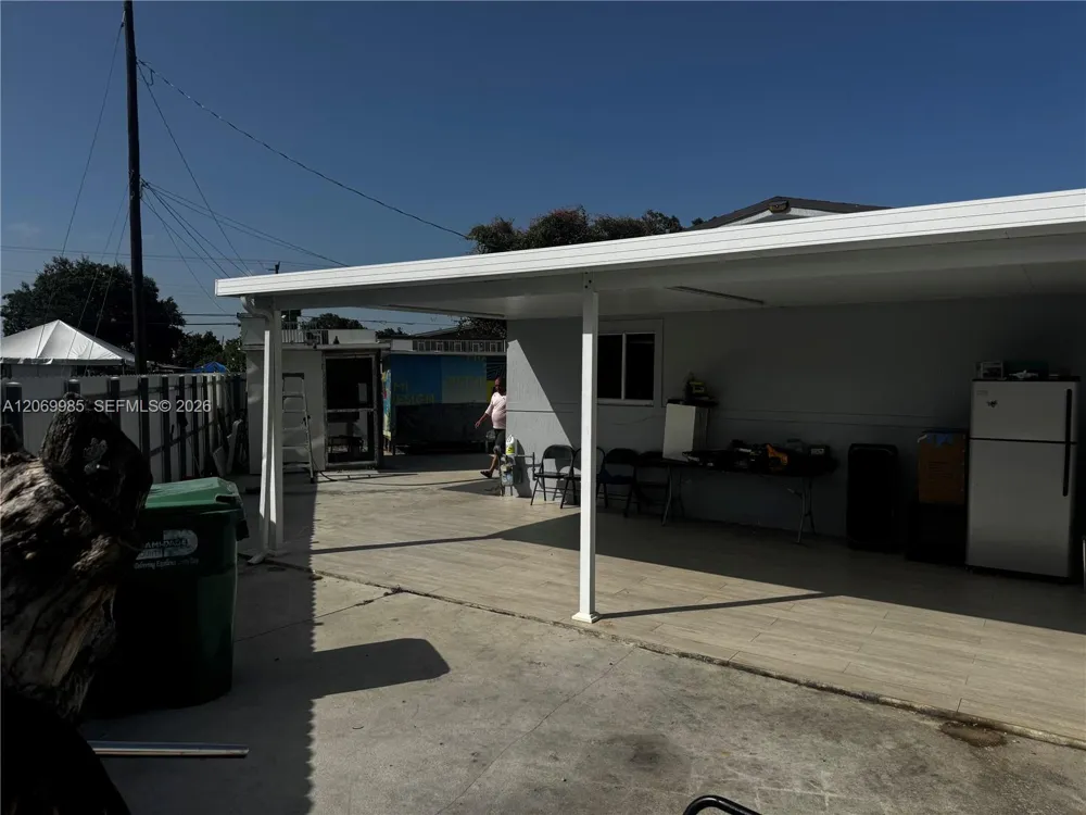 15200 Railroad Dr Miami Gardens, FL 33054