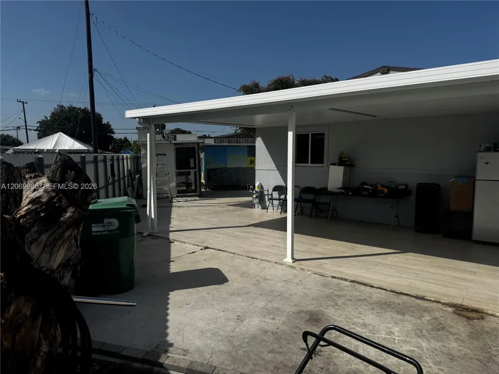 15200 Railroad Dr Miami Gardens, FL 33054