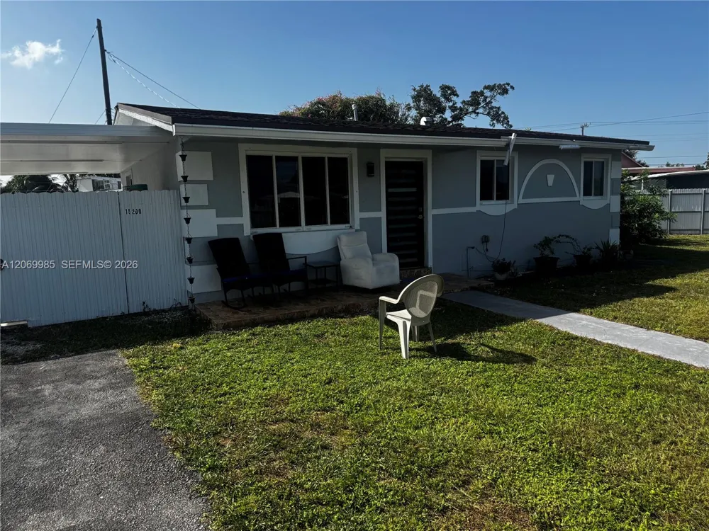 15200 Railroad Dr Miami Gardens, FL 33054