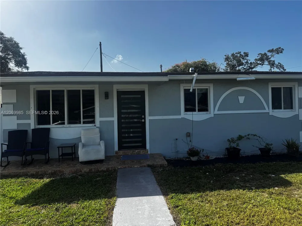 15200 Railroad Dr Miami Gardens, FL 33054