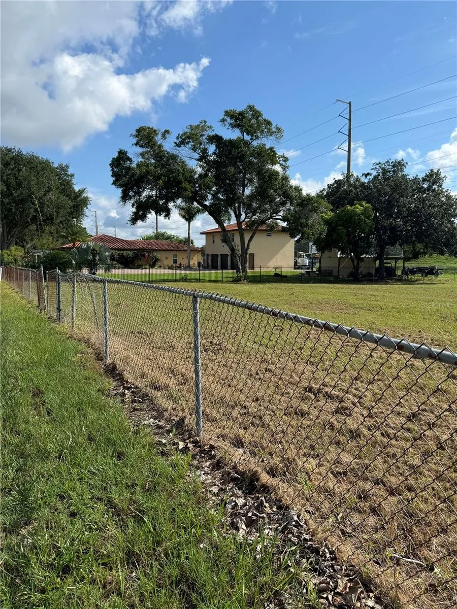 ECONLOCKHATCHEE TRAIL S Orlando, FL 32825