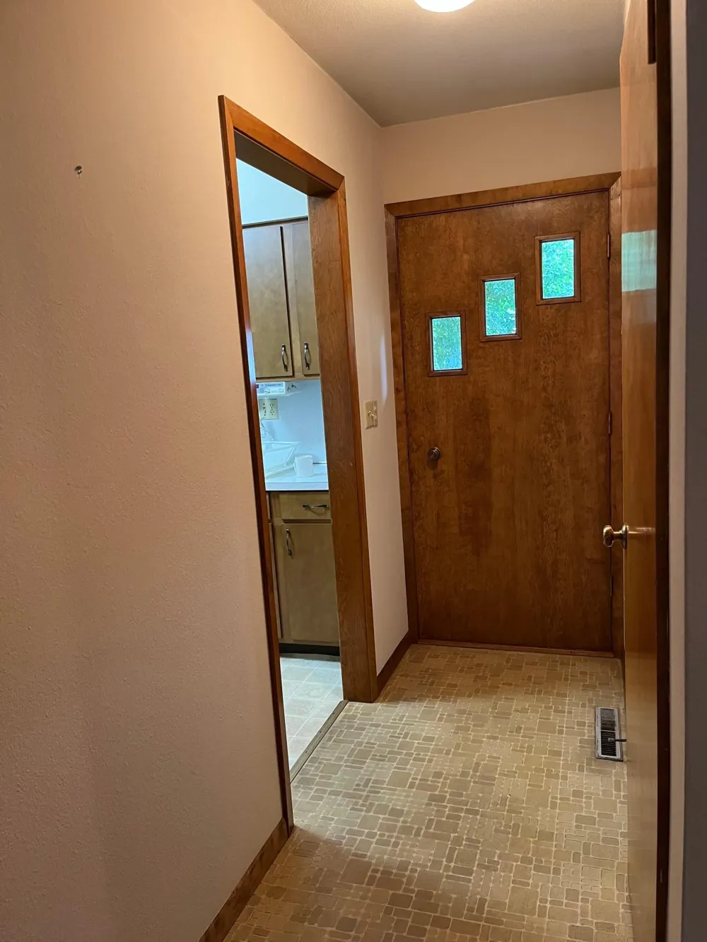 631 19th Street Windom, MN 56101