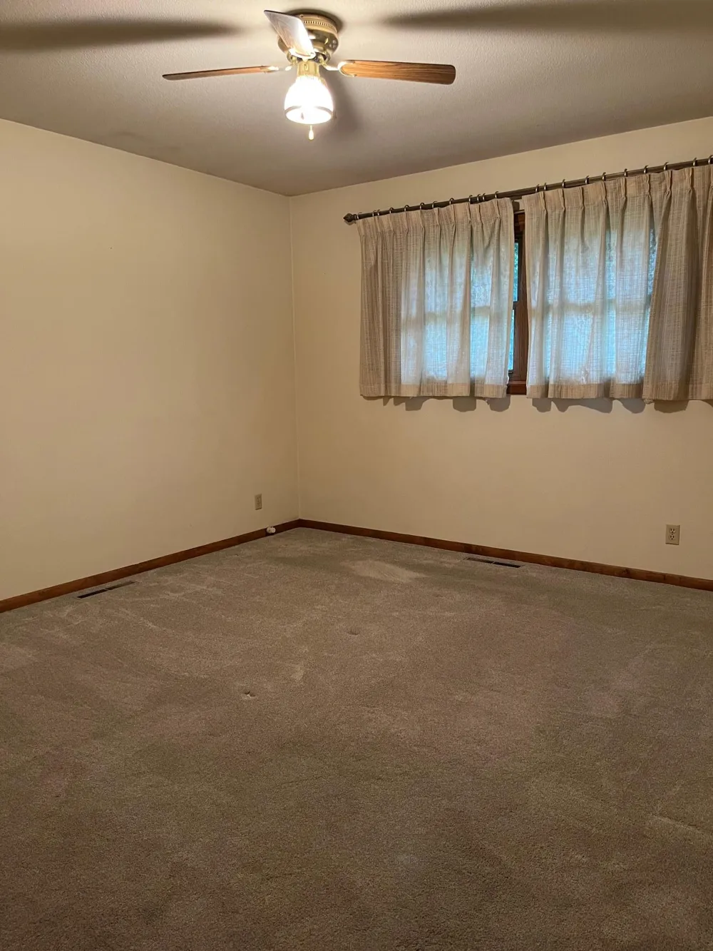 631 19th Street Windom, MN 56101