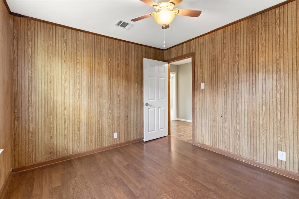 2213 17th Avenue Texas City, TX 77590