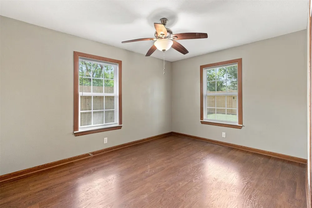 2213 17th Avenue Texas City, TX 77590
