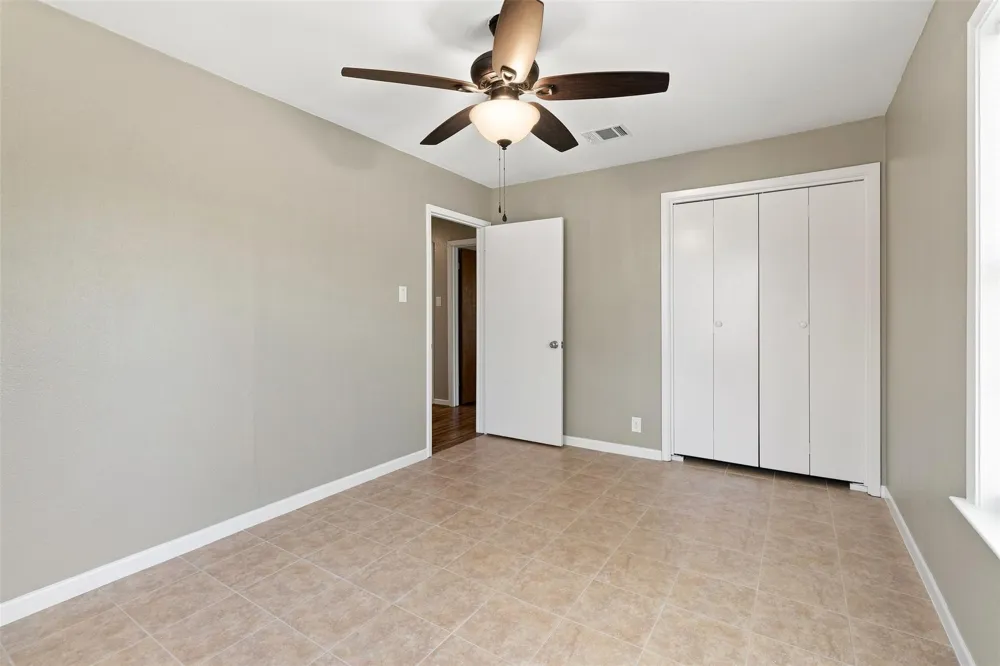 2213 17th Avenue Texas City, TX 77590