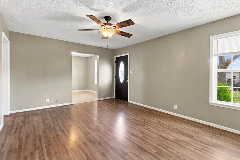 2213 17th Avenue Texas City, TX 77590