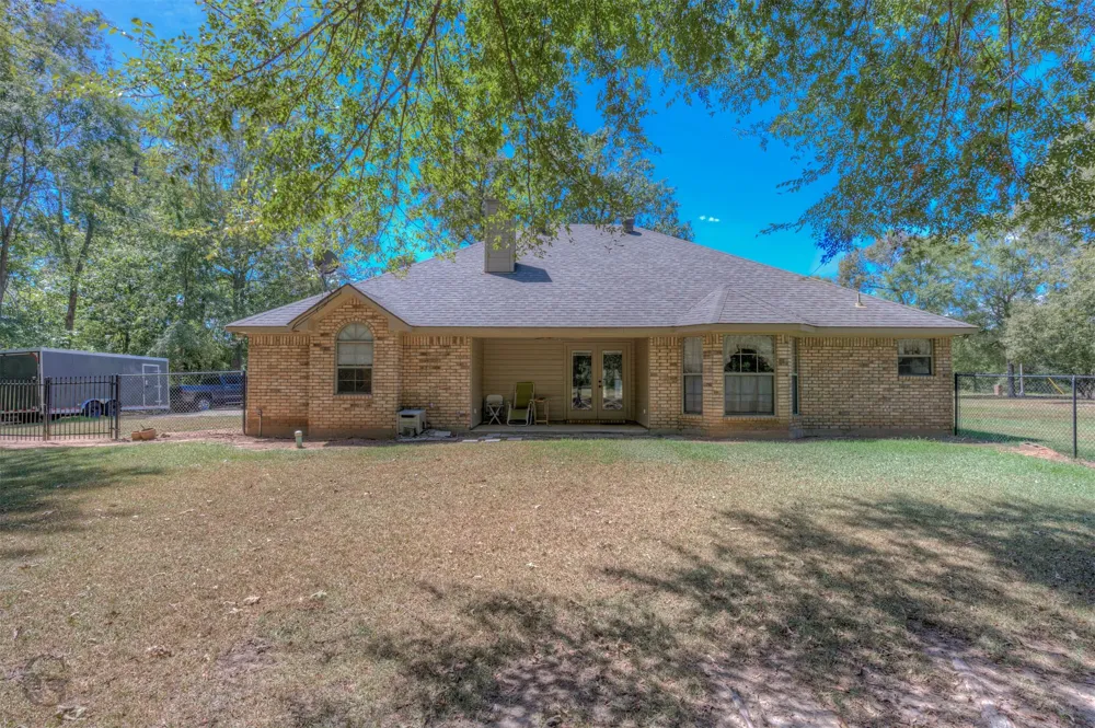 1035 Crouch Road Benton, LA 71006