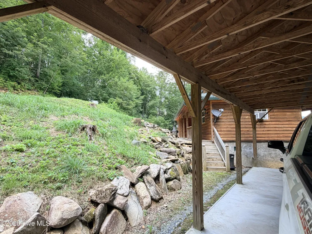119 Bucks Nest Drive Topton, NC 28781