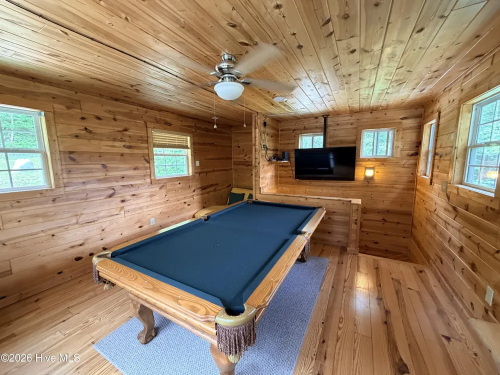 119 Bucks Nest Drive Topton, NC 28781