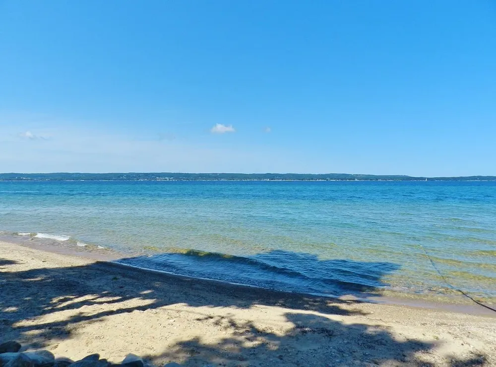 7200 Peninsula Drive Peninsula Township, MI 49686