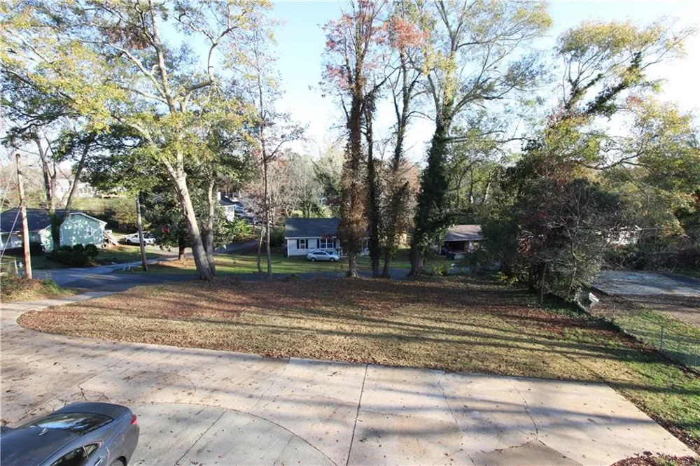 514 Clover Drive #4 Buford, GA 30518