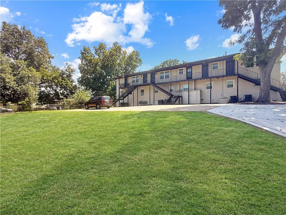 514 Clover Drive #4 Buford, GA 30518