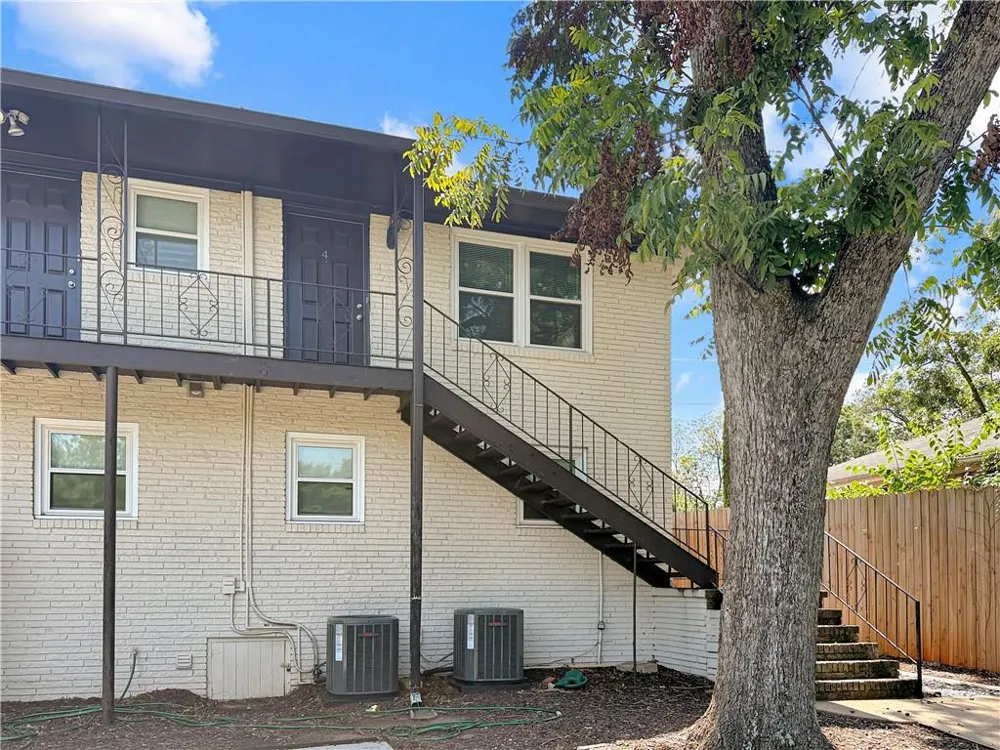 514 Clover Drive #4 Buford, GA 30518