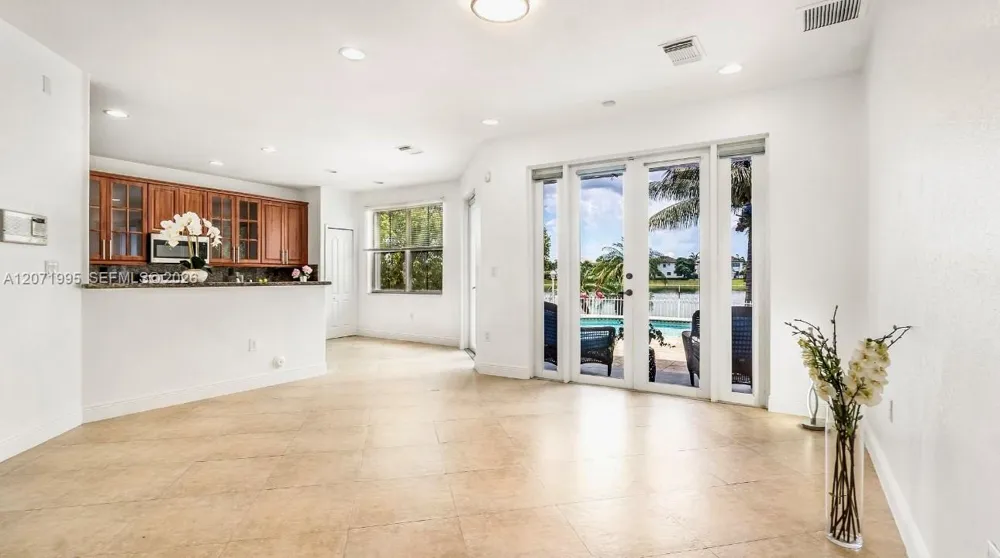 1421 SW 153rd Path Miami, FL 33194