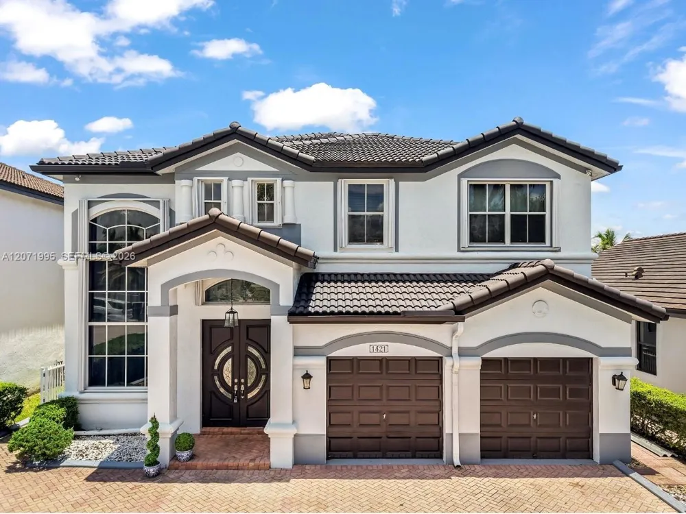 1421 SW 153rd Path Miami, FL 33194