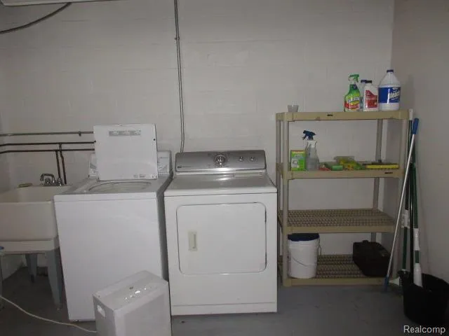 319 Sherman Court Ortonville Village, MI 48462