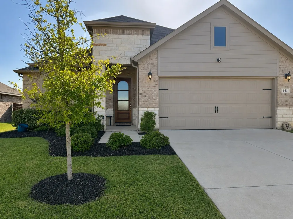 141 Trinity Street Grandview, TX 76050