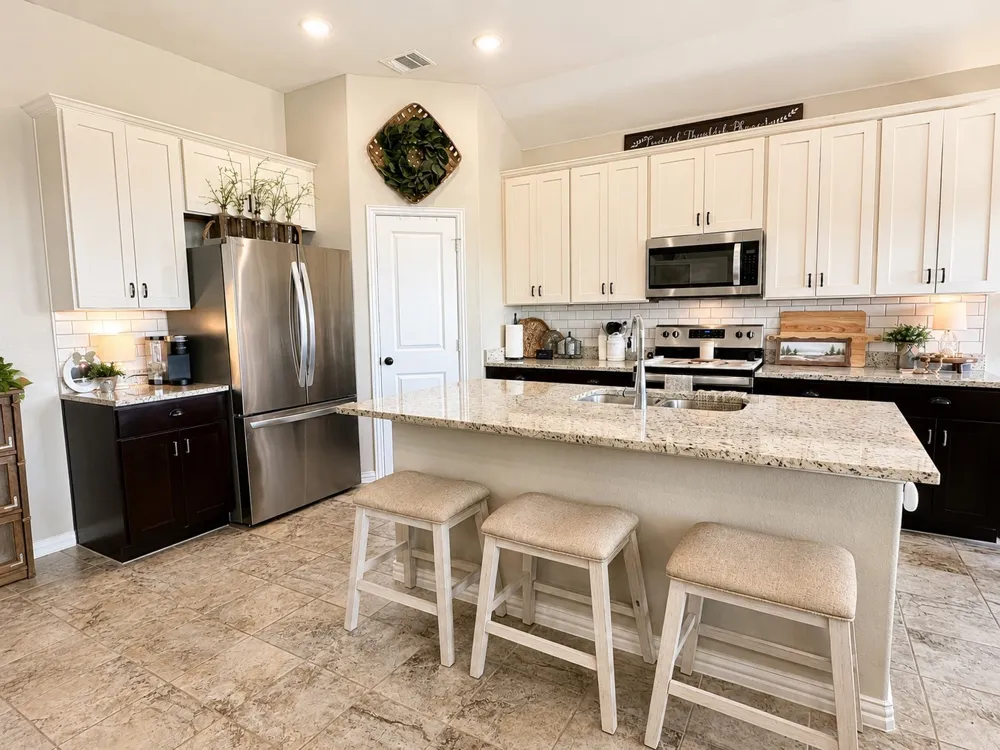 141 Trinity Street Grandview, TX 76050