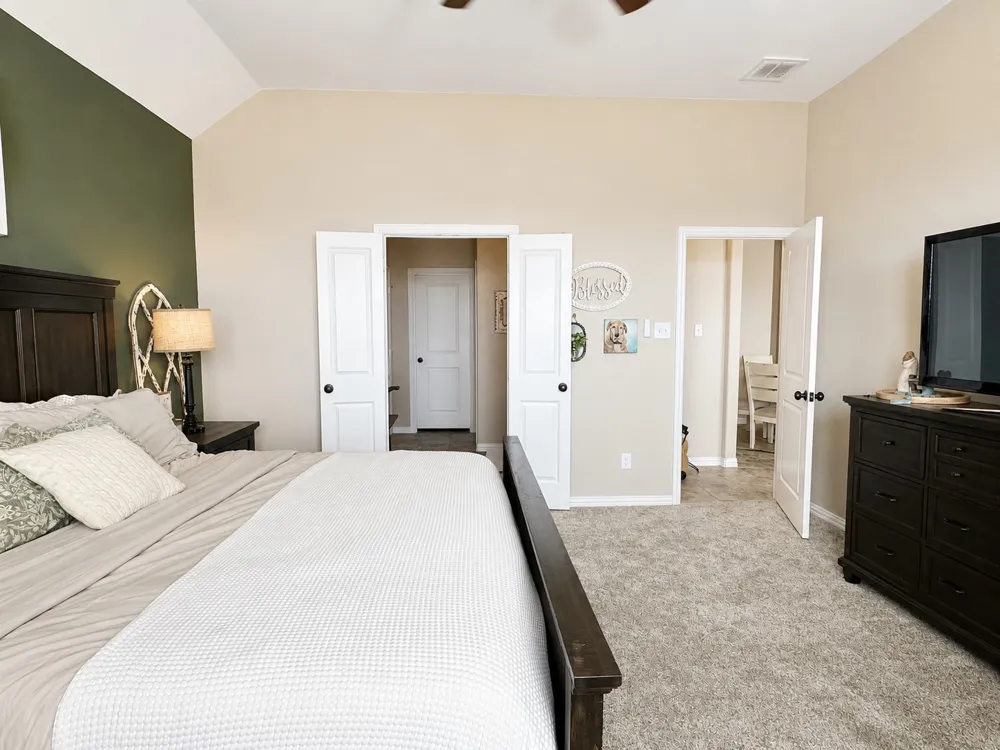 141 Trinity Street Grandview, TX 76050