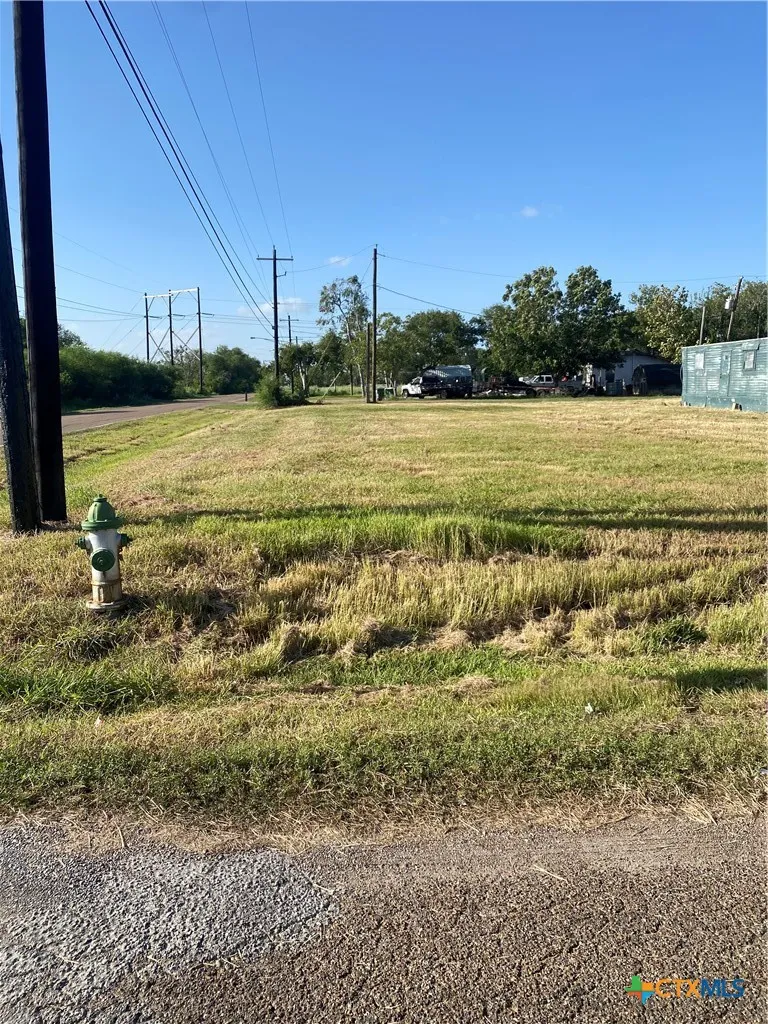 4500 Morris Street Victoria, TX 77901