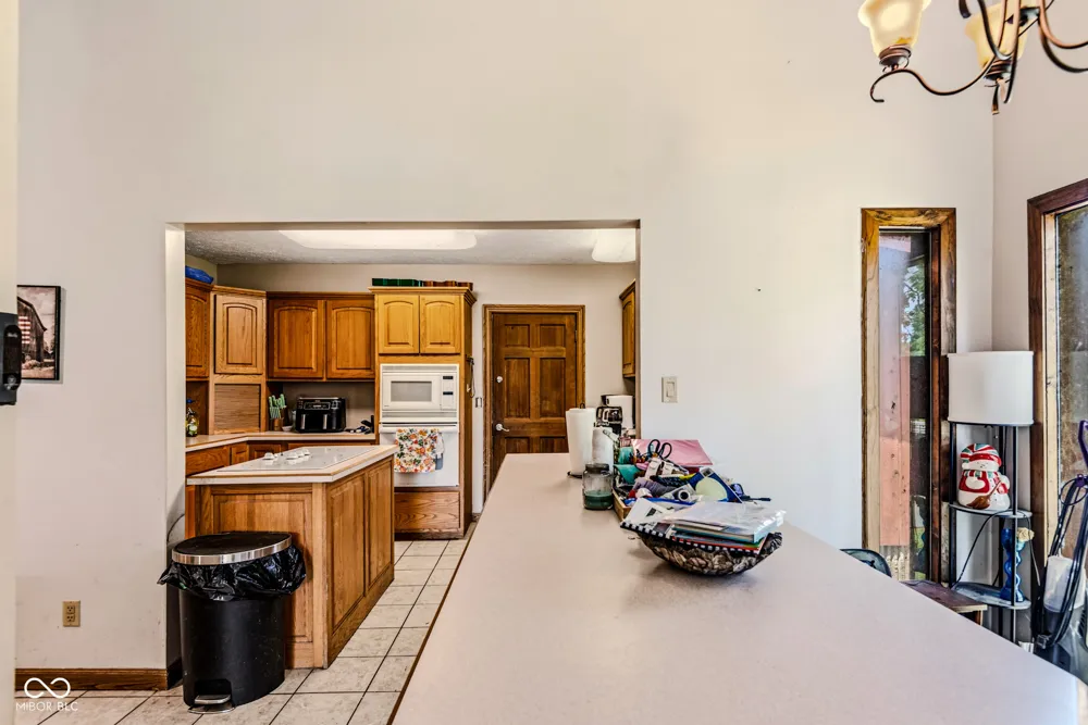 16451 E Lake Shore Drive Hope, IN 47246