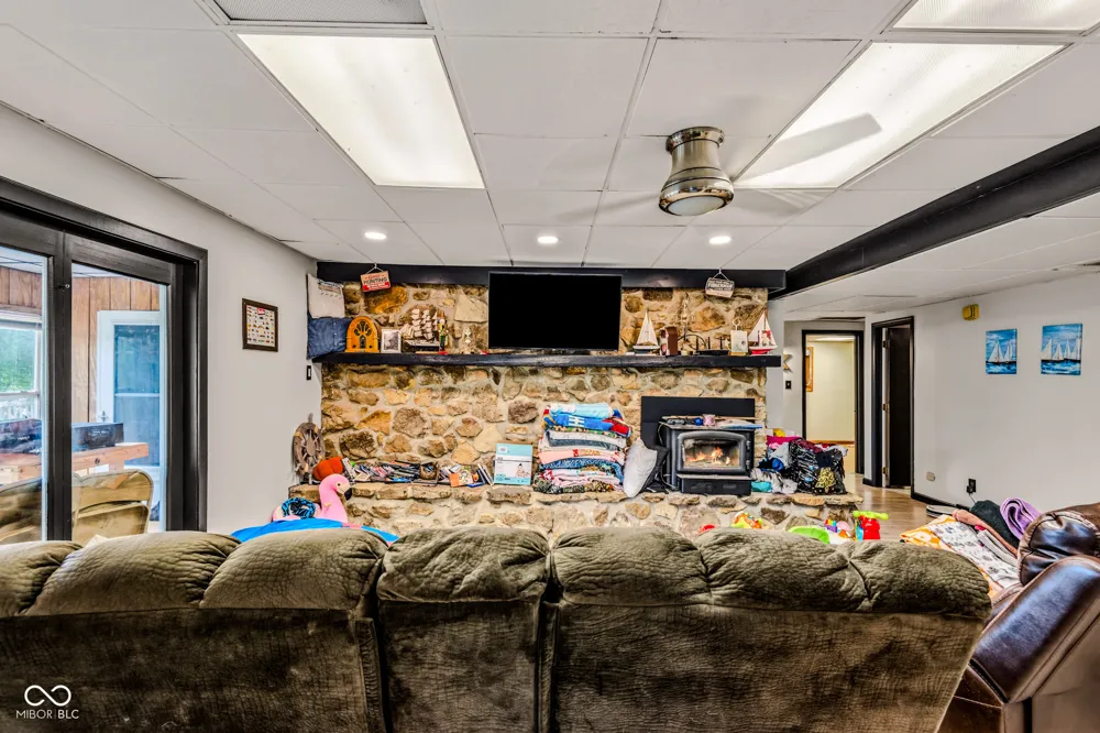 16451 E Lake Shore Drive Hope, IN 47246