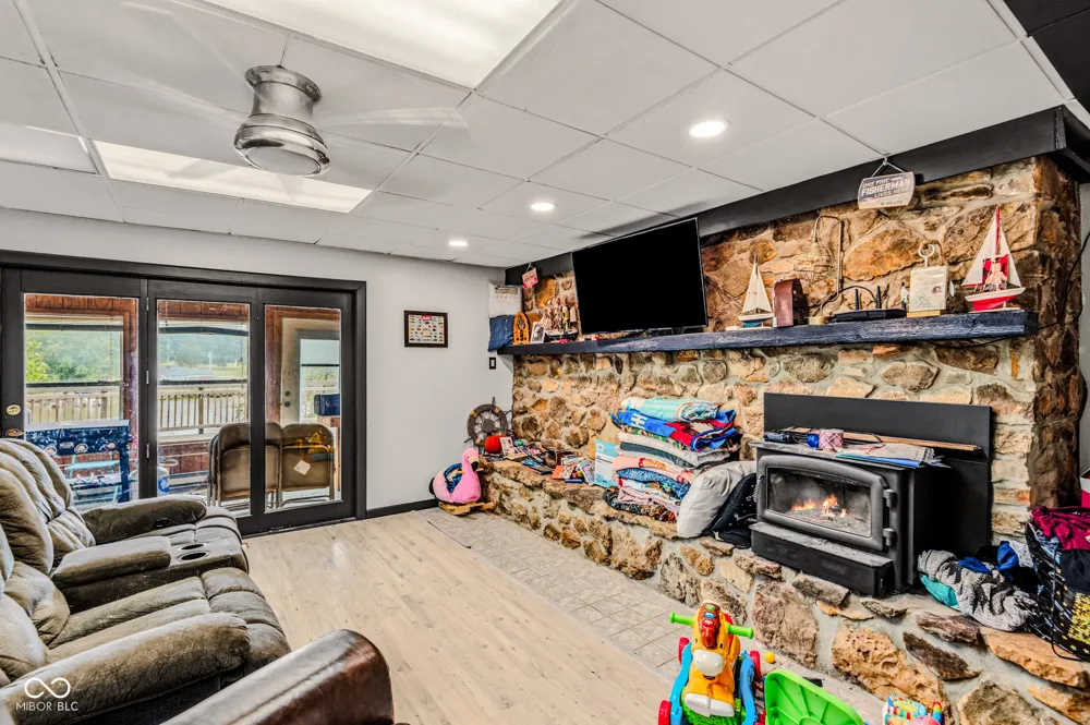 16451 E Lake Shore Drive Hope, IN 47246