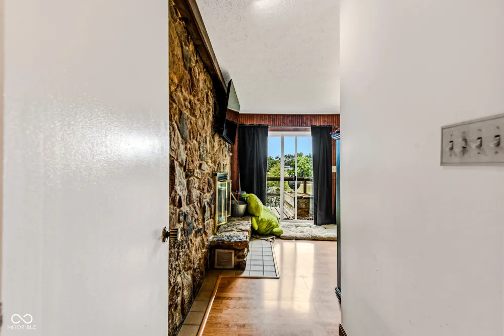 16451 E Lake Shore Drive Hope, IN 47246