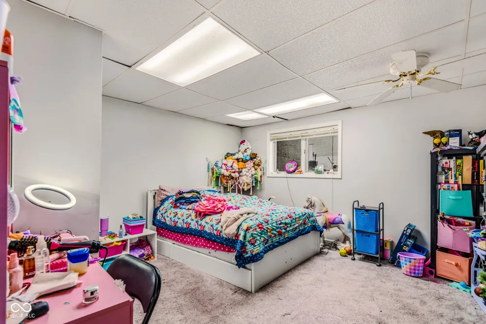 16451 E Lake Shore Drive Hope, IN 47246