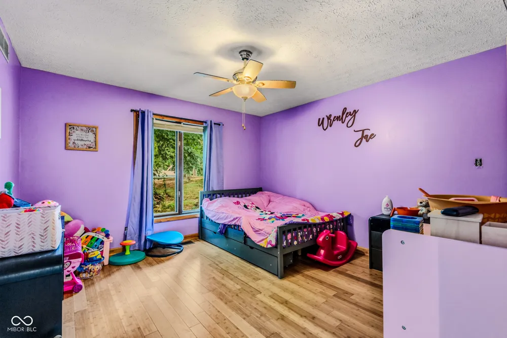 16451 E Lake Shore Drive Hope, IN 47246