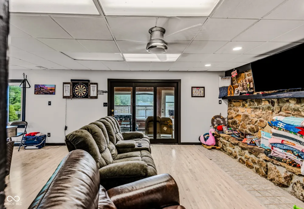 16451 E Lake Shore Drive Hope, IN 47246