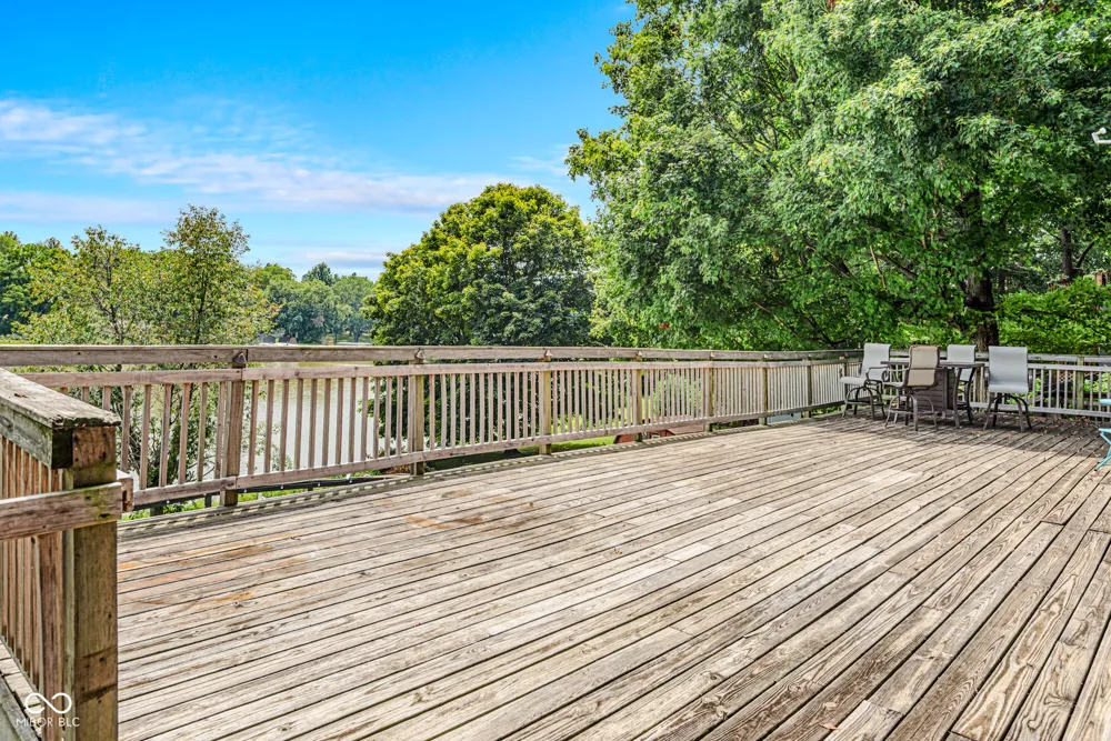 16451 E Lake Shore Drive Hope, IN 47246