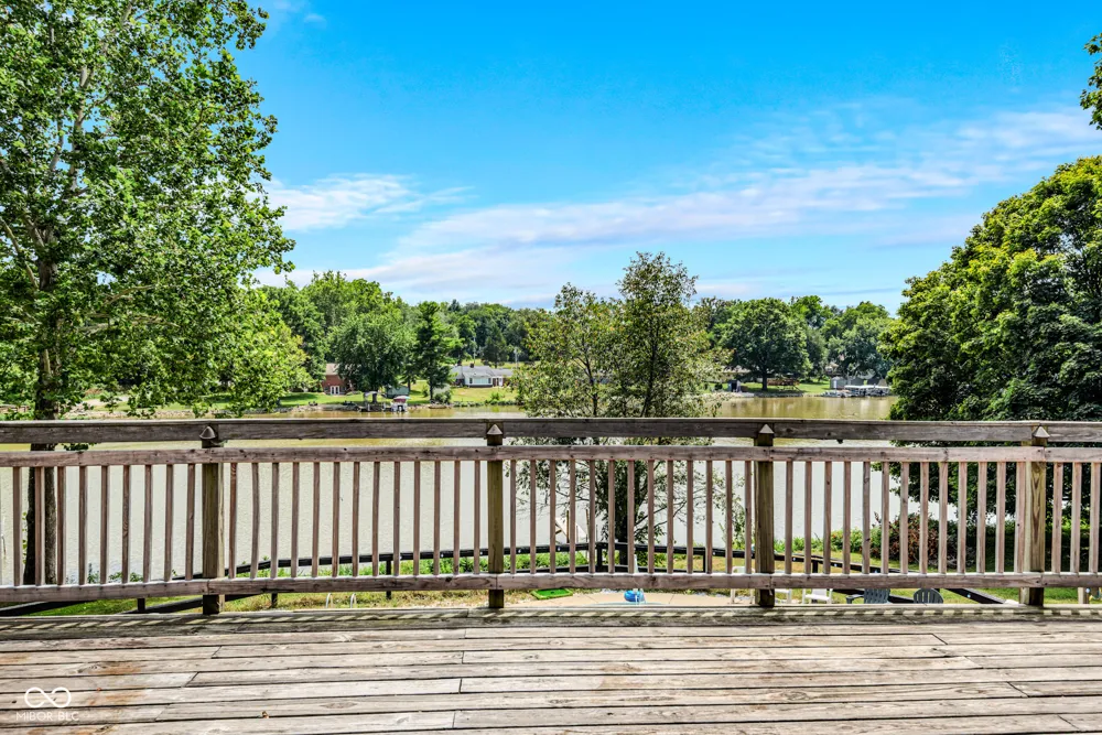 16451 E Lake Shore Drive Hope, IN 47246