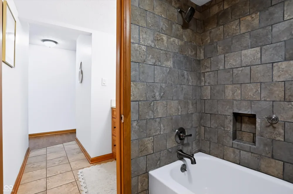 102 Clarendon Drive #508 Noblesville, IN 46062