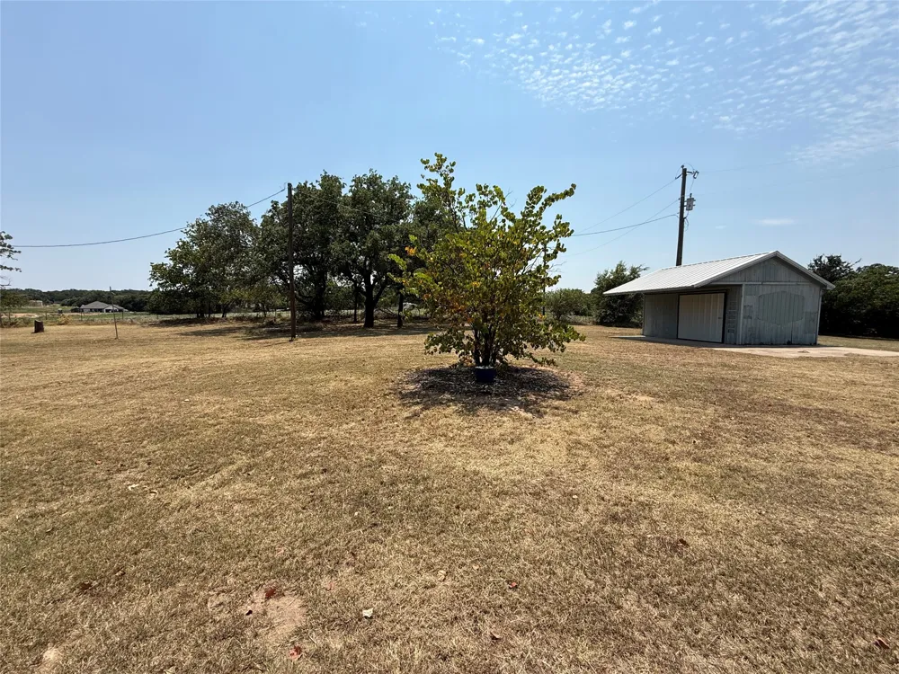 293 County Road 4773 Boyd, TX 76023