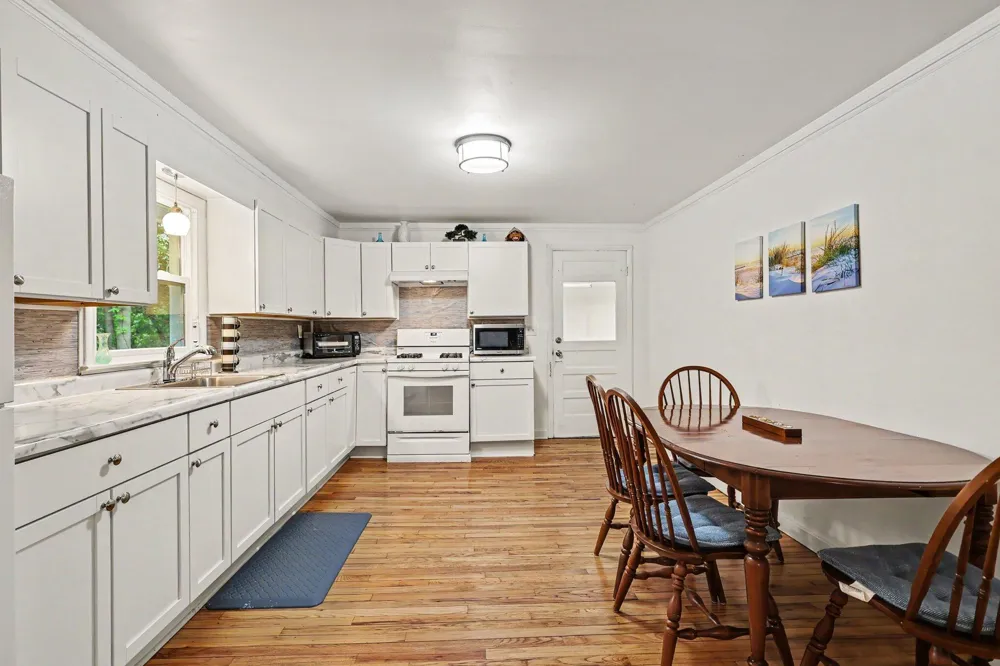 8630 M-140 South Haven, MI 49090
