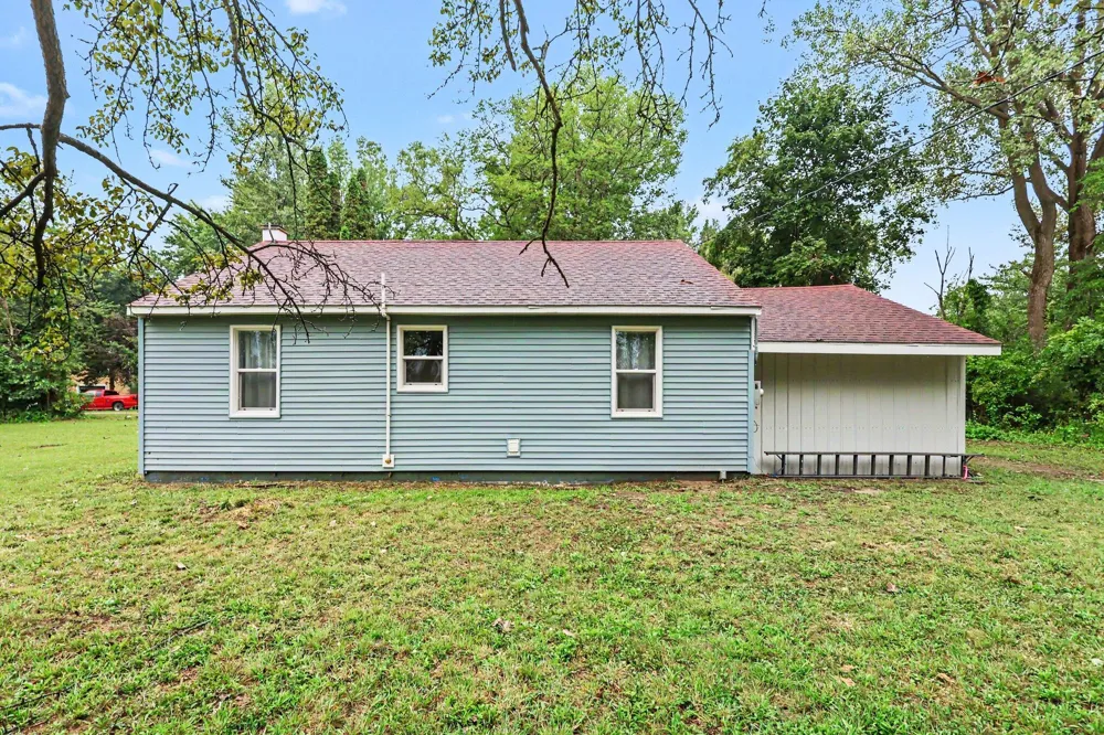 8630 M-140 South Haven, MI 49090