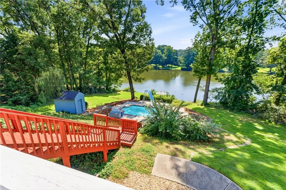 291 Flat Shoals Church Road Stockbridge, GA 30281