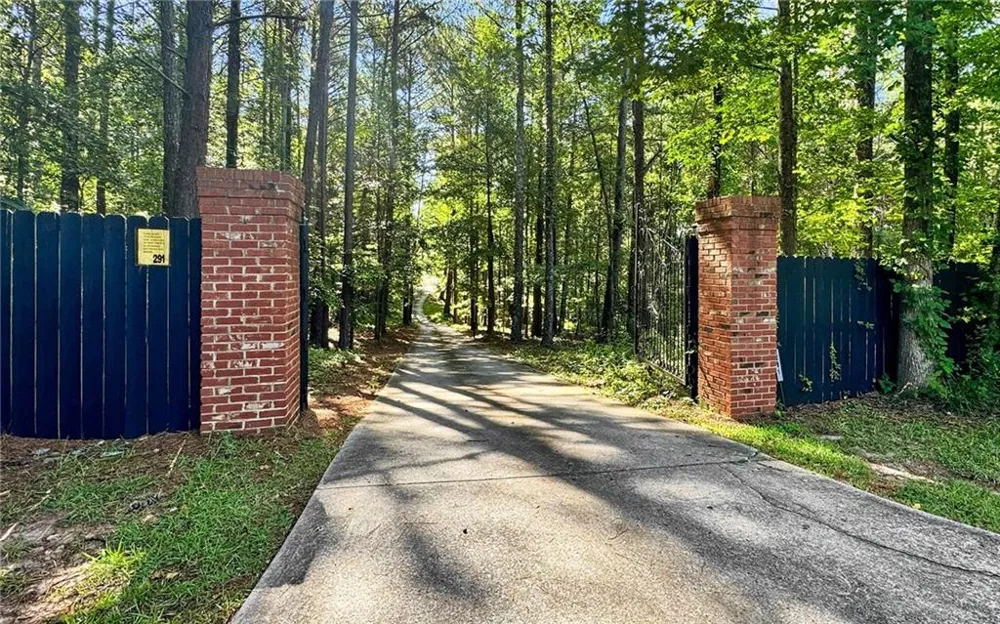 291 Flat Shoals Church Road Stockbridge, GA 30281