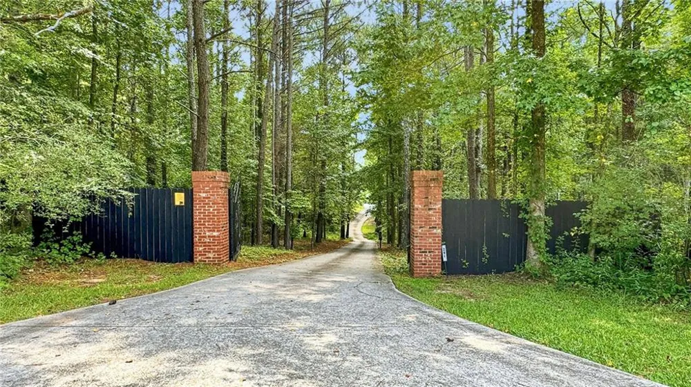 291 Flat Shoals Church Road Stockbridge, GA 30281