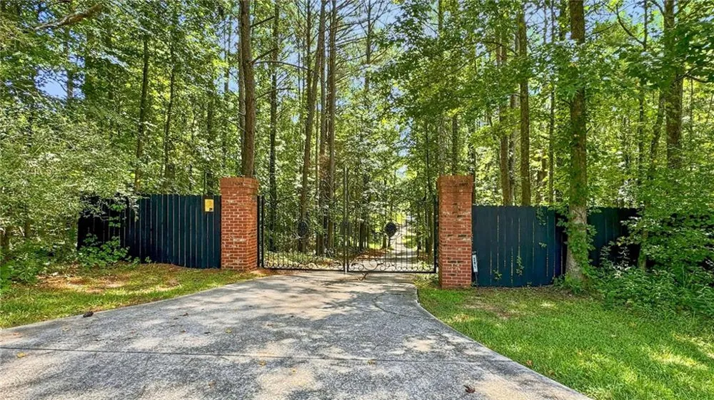 291 Flat Shoals Church Road Stockbridge, GA 30281