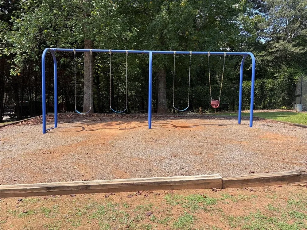 4271 Ivy Run Ellenwood, GA 30294