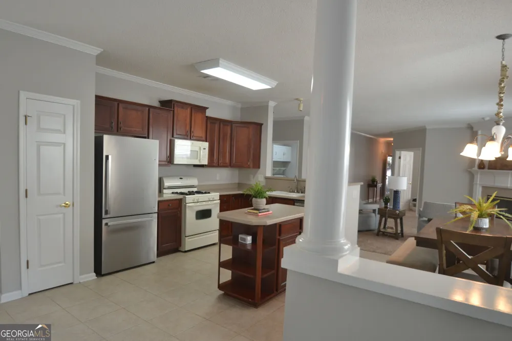 36 Ginger Gold DR Newnan, GA 30265