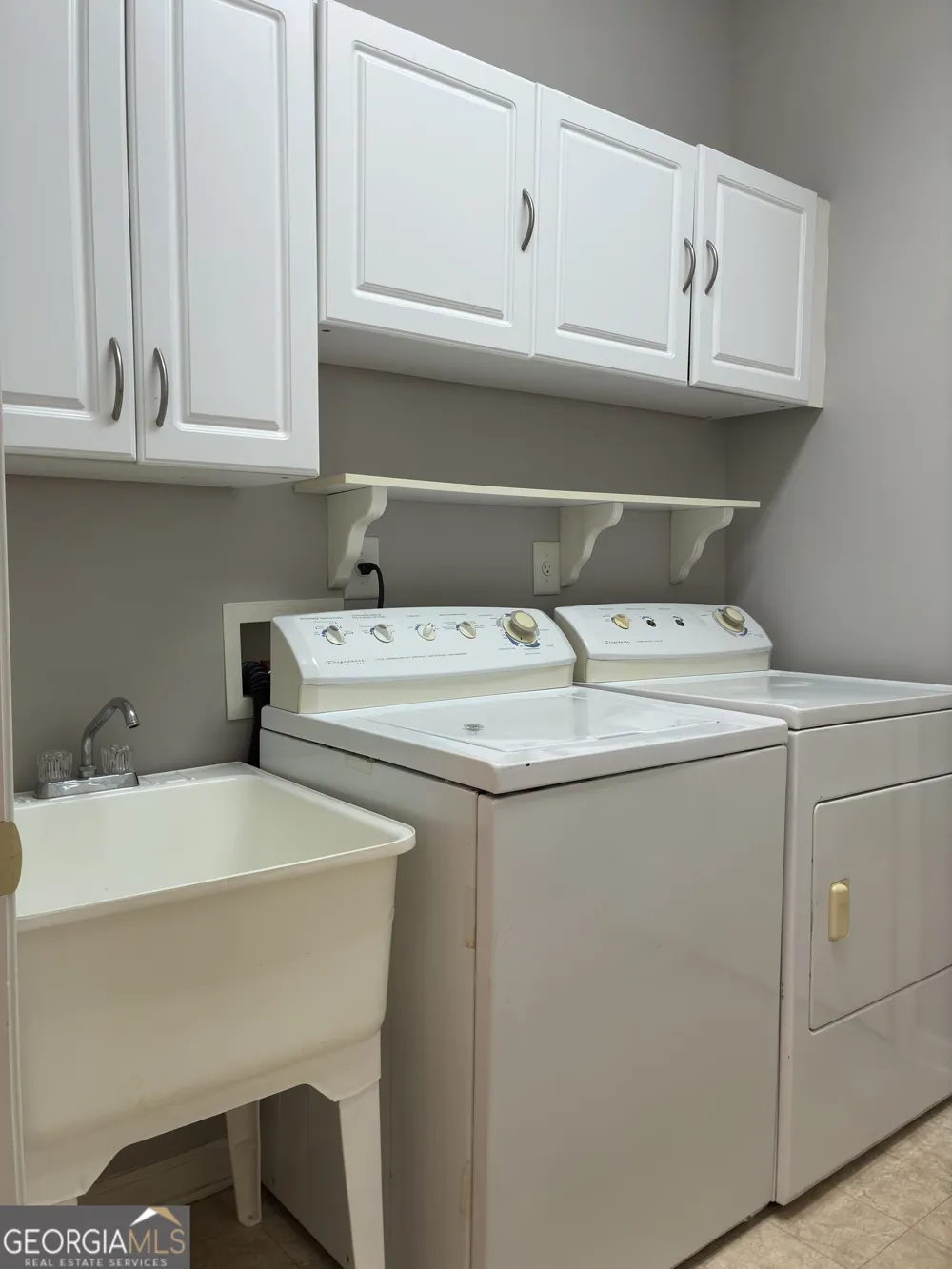 36 Ginger Gold DR Newnan, GA 30265
