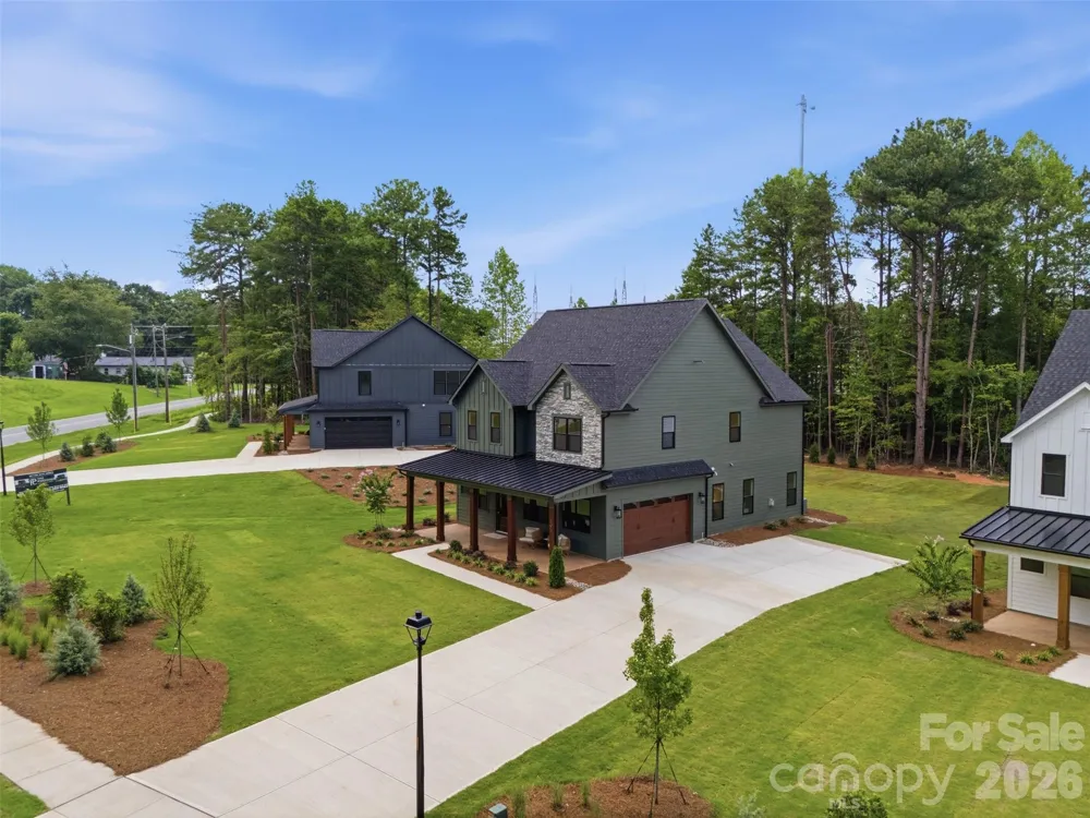 205 Parkdale Drive Belmont, NC 28012