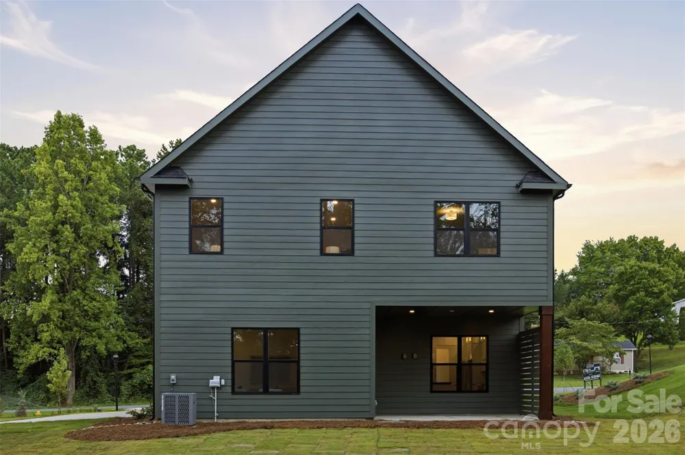 205 Parkdale Drive Belmont, NC 28012