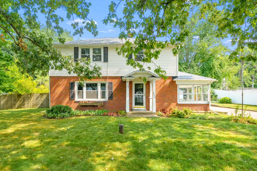5048 Riverview Drive Cooper Charter Township, MI 49004