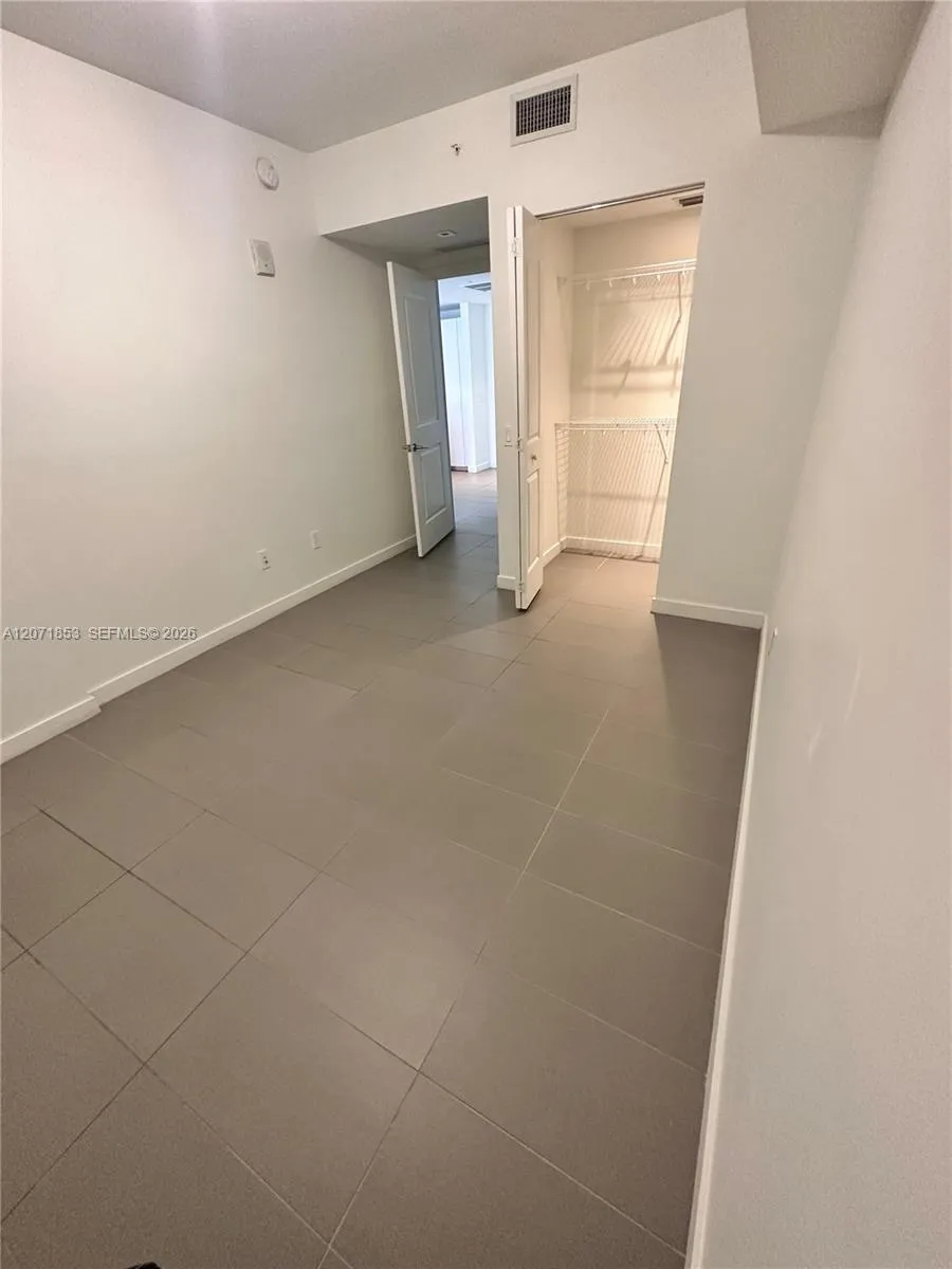 1600 NE 1st Ave #1508 Miami, FL 33132